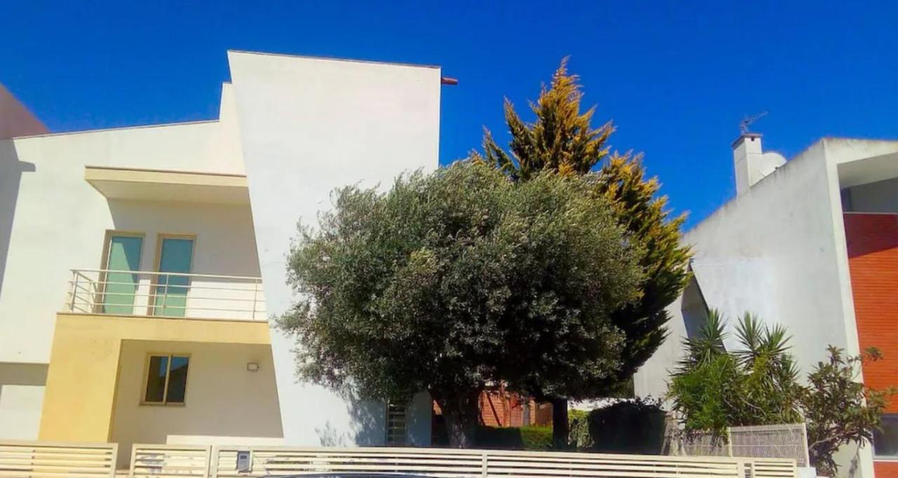 Charming Pool Duplex Bbk & Garden Holiday home