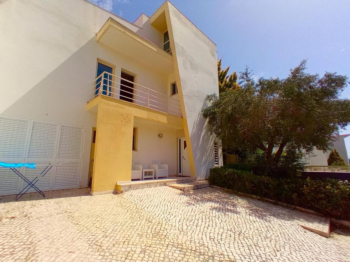 Charming Pool Duplex Bbk & Garden Holiday home *