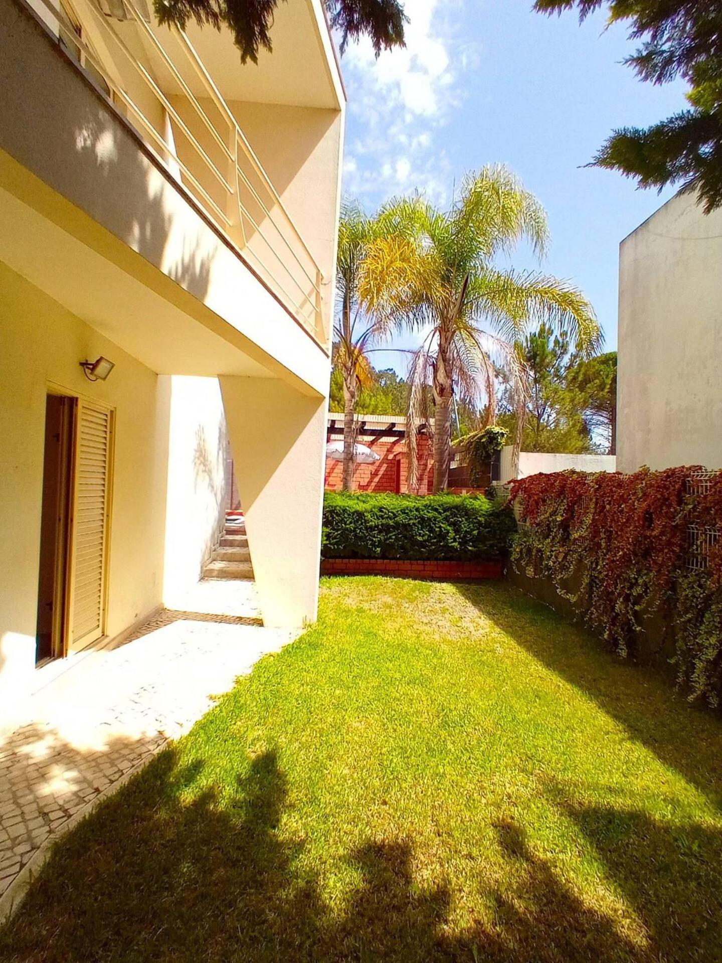 Charming Pool Duplex Bbk & Garden Holiday home *